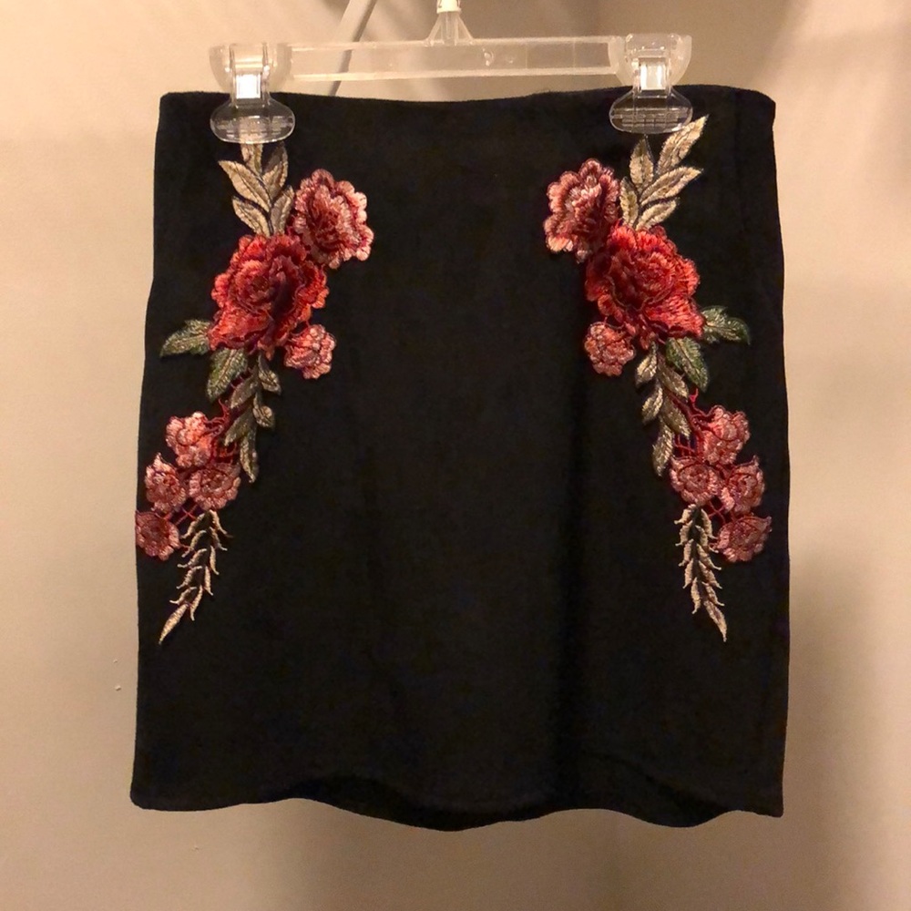luxxel suede detailed mini skirt